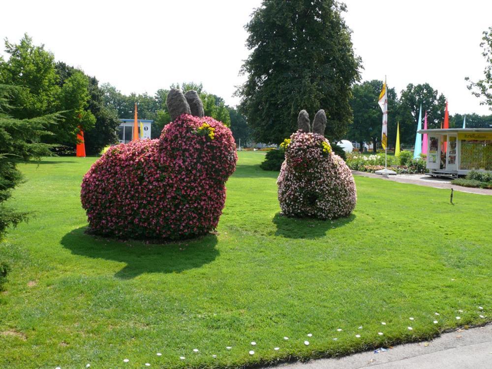 Hotel Und Restaurant Gartenstadt Erfurt Exterior foto